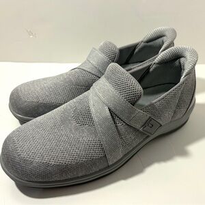 Stylish Gray Men's Orth O Feet Slip-On Loafers